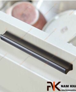 Tay nắm tủ màu đen NK001-D