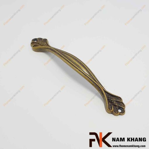 Tay nắm cửa tủ bằng đồng cổ điển NKD037-C-FHOMENAMKHANG