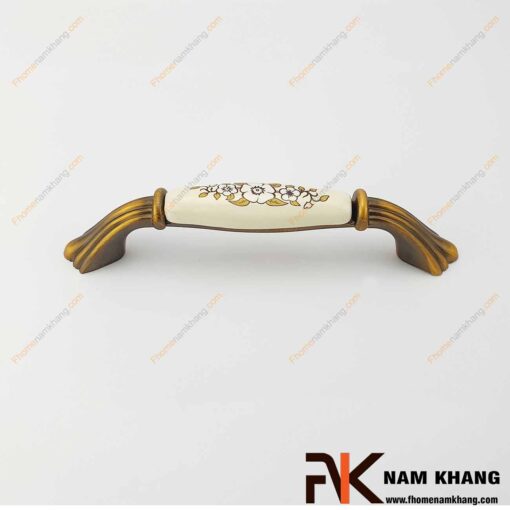 Tay nắm tủ cổ điển NK337-CF