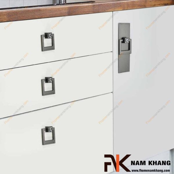 Núm cửa tủ kết hợp đá pha lê NK439-XVD (Màu Xám)