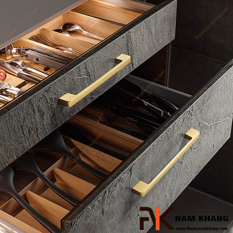 5 mẫu tay nắm tủ vàng đồng được kiến trúc sư yêu thích