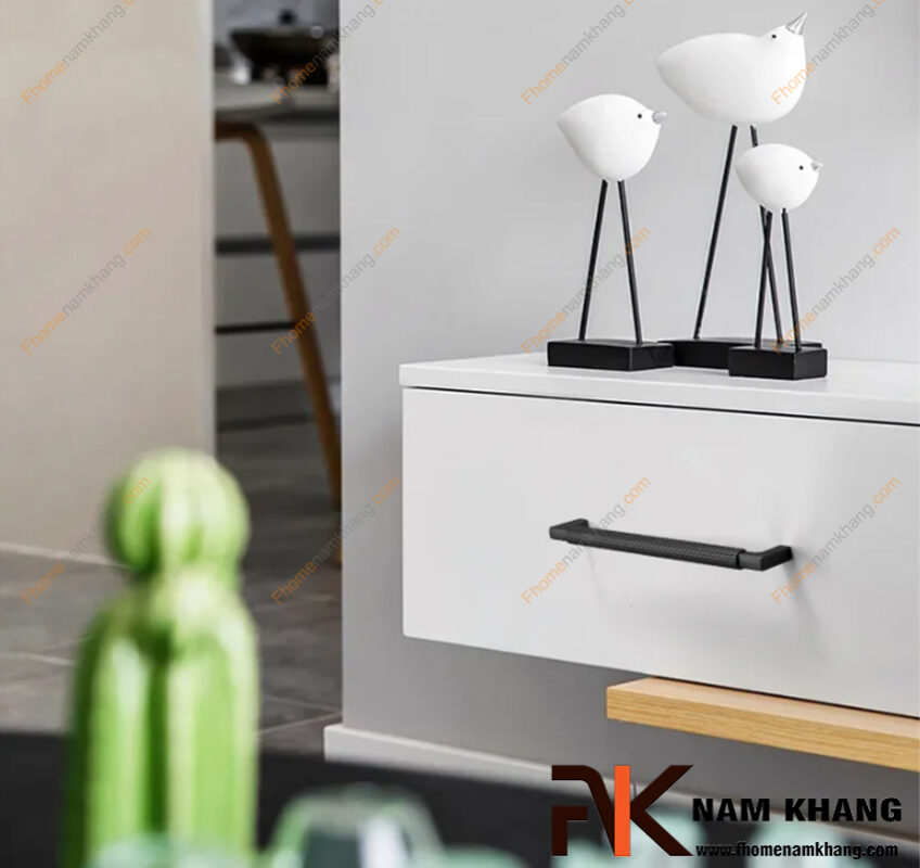 Cách đo và chọn kích thước tay nắm tủ dài phù hợp