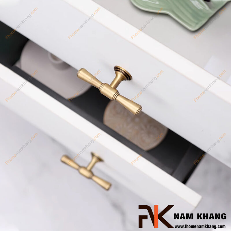 Gợi ý 7 mẫu tay nắm tủ đồng cho căn hộ chung cư nhỏ vẫn sang trọng