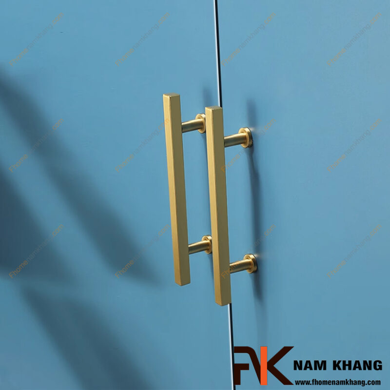 Tuyệt chiêu phối tay nắm tủ đồng với tông gỗ