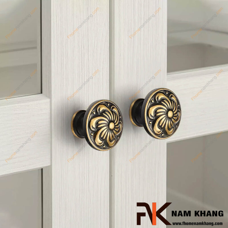 Tuyệt chiêu phối tay nắm tủ đồng với tông gỗ