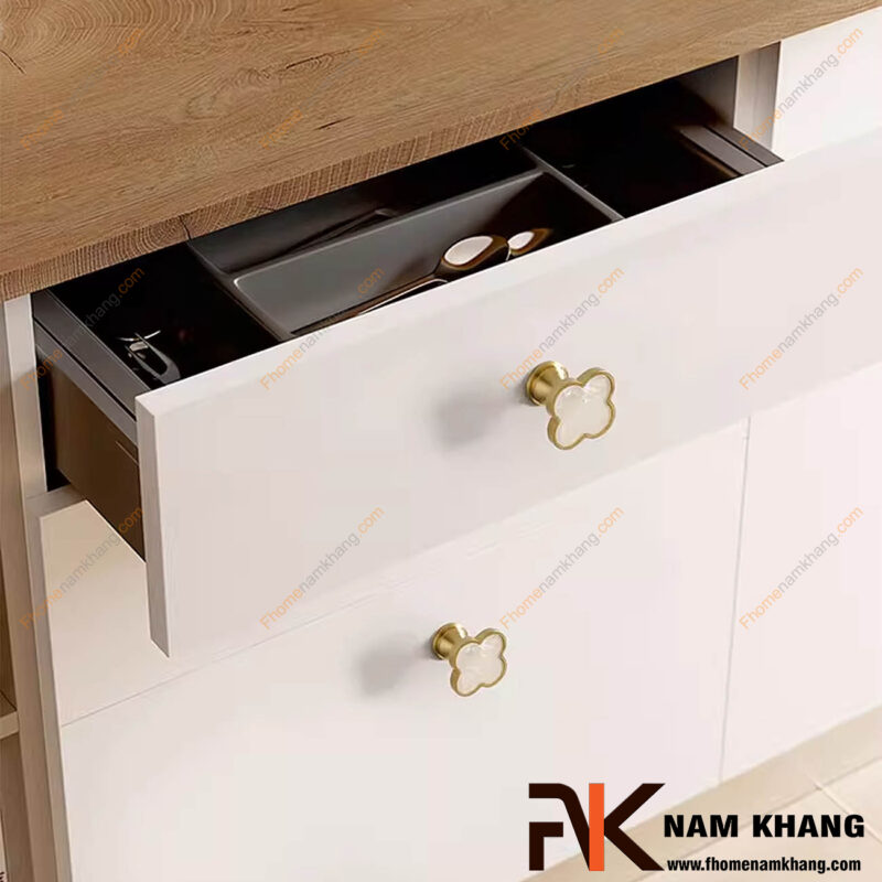 Những chất liệu núm cửa tủ được ưa chuộng nhất hiện nay - nên chọn loại nào?