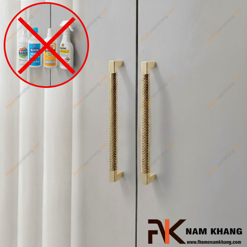 Tay nắm tủ bếp mạ màu vàng – Sự lựa chọn đẳng cấp cho không gian cao cấp