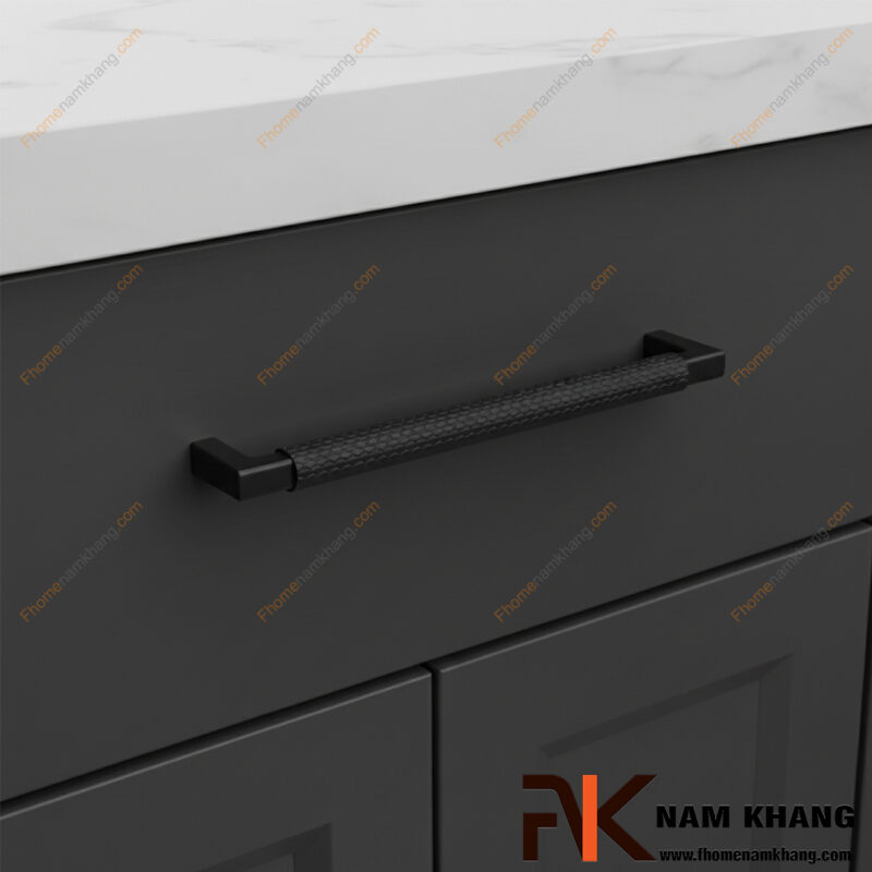 Tay nắm tủ nổi là gì? Khi nào nên chọn thay vì tay nắm âm?