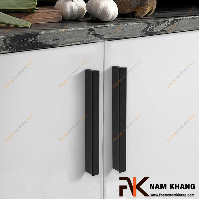 Tay nắm tủ hợp kim phong cách hiện đại: Gợi ý phối với tủ gỗ