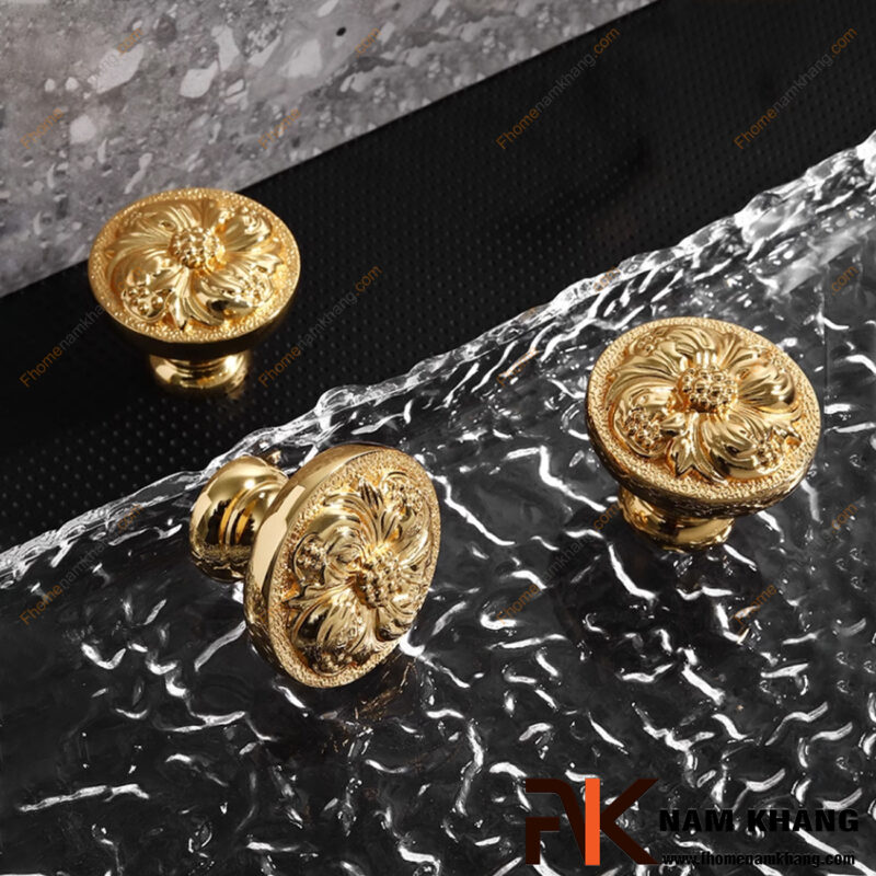 Tay nắm tủ bằng đồng là gì? Vì sao ngày càng được ưa chuộng trong nội thất hiện đại