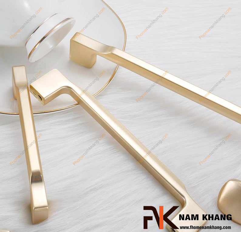 Nên chọn tay nắm tủ nội thất bằng chất liệu nào là tốt nhất?