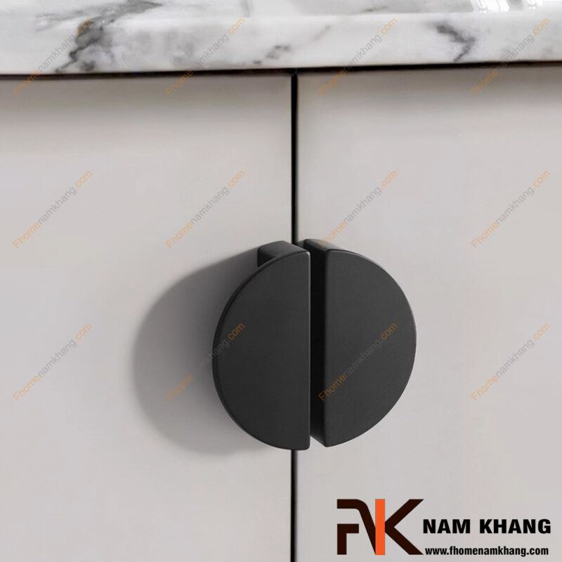 Tay nắm tủ hiện đại đơn giản nên chọn màu gì để không lỗi thời sau 5 năm?