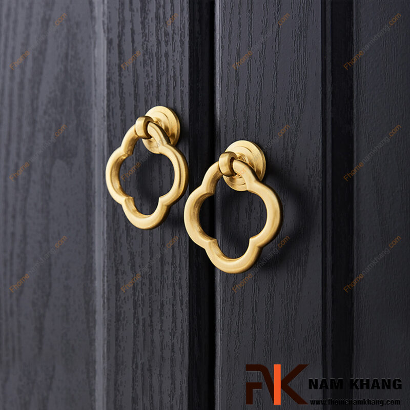 Xu hướng thiết kế núm tay nắm tủ 2026: Tối giản hay sang trọng?