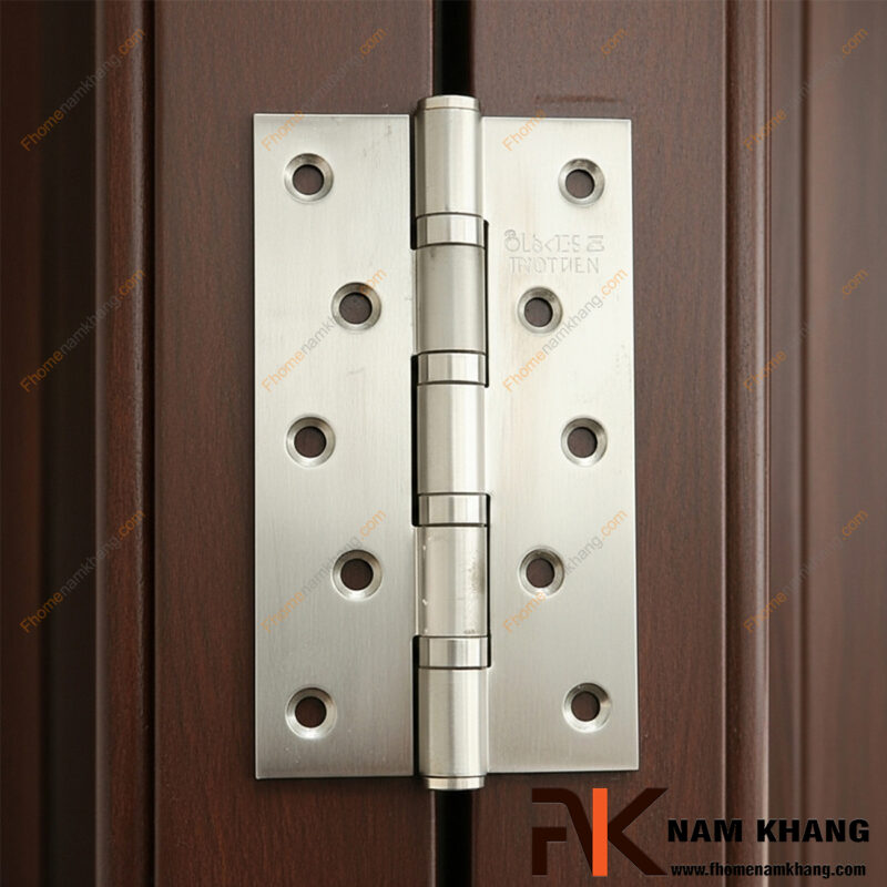Bản lề cửa loại nào tốt? Phân biệt chi tiết từ A-Z