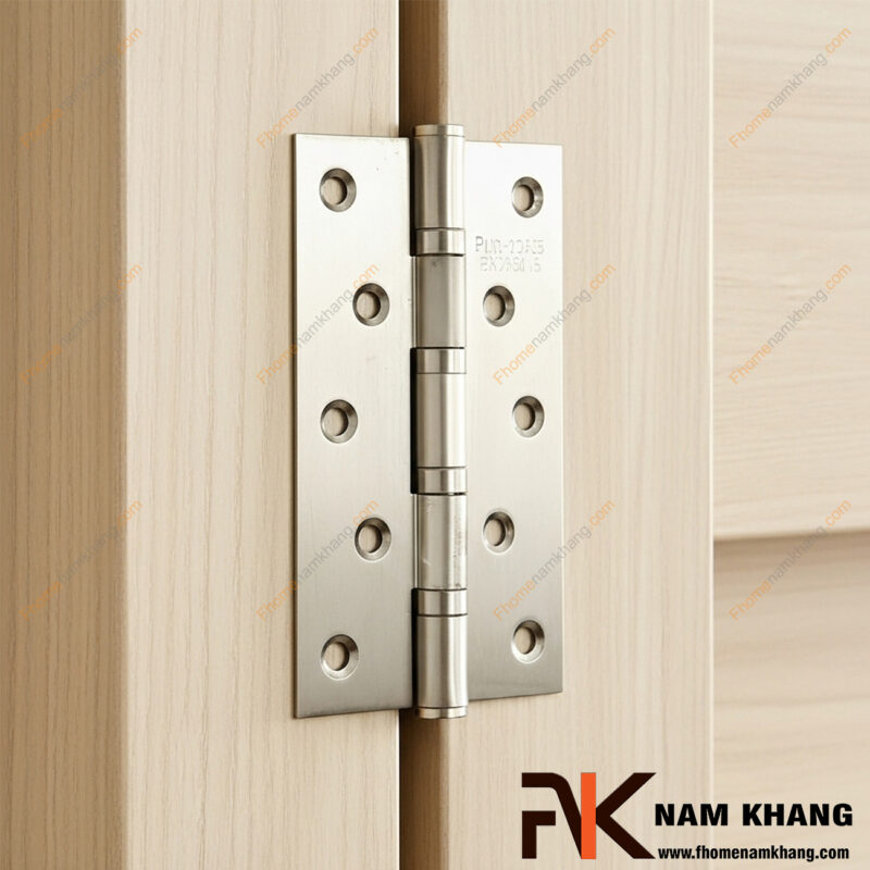 Hướng dẫn lắp bản lề cửa đơn giản tại nhà
