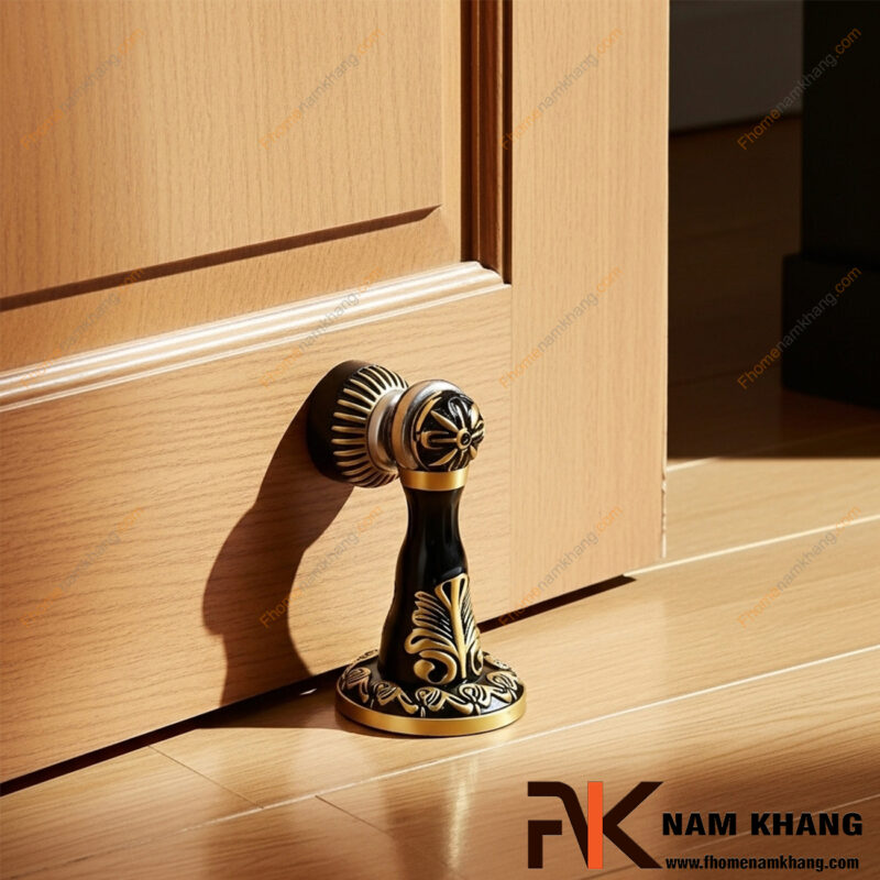 Hít chặn cửa cho cửa gỗ nên chọn loại nào?