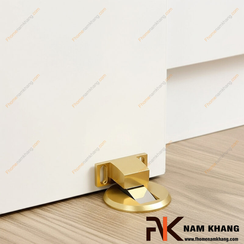 Nên chọn hít chặn cửa gắn sàn hay gắn tường?