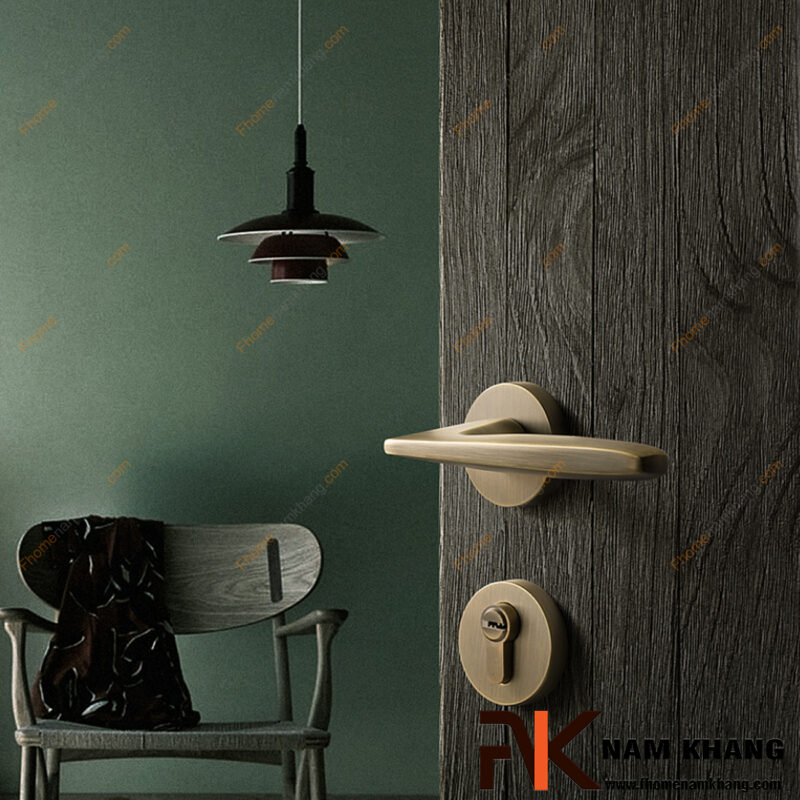 Khóa cửa phân thể bằng đồng và hợp kim kẽm: Nên chọn loại nào?