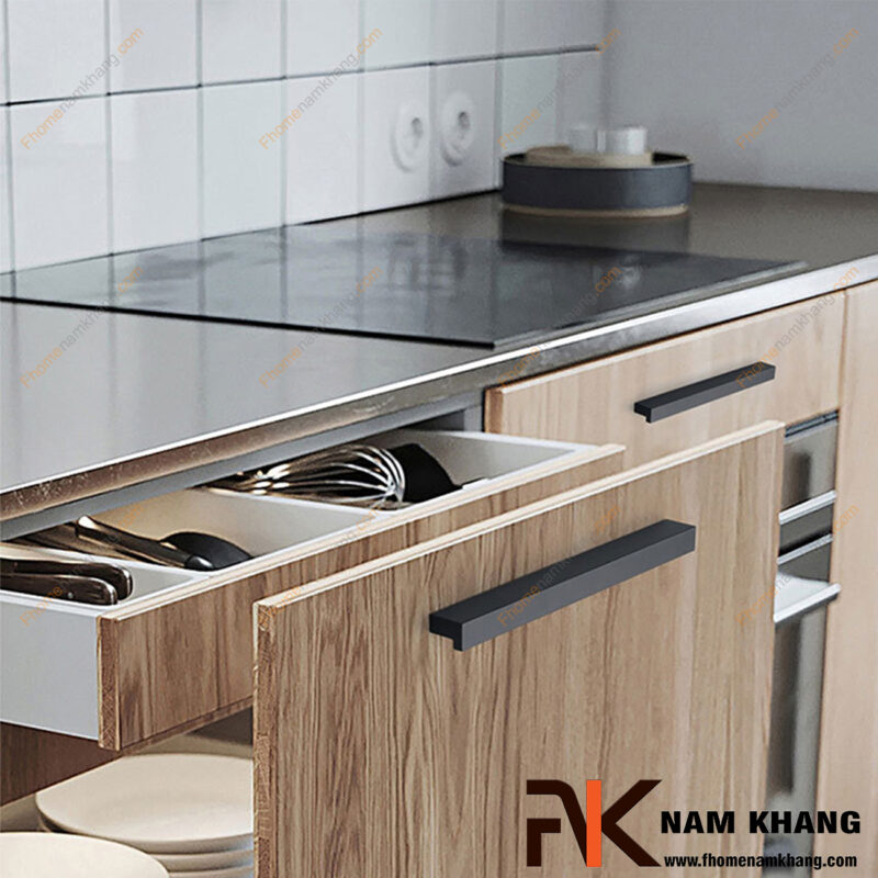 Tay nắm tủ nên chọn loại nào? 7 Tiêu chí giúp bạn chọn đúng, đẹp và bền